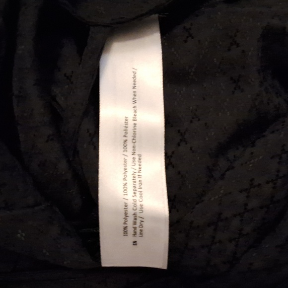 Nwt wrap cross front versatile boho top Size medium 👌 - Picture 7 of 7